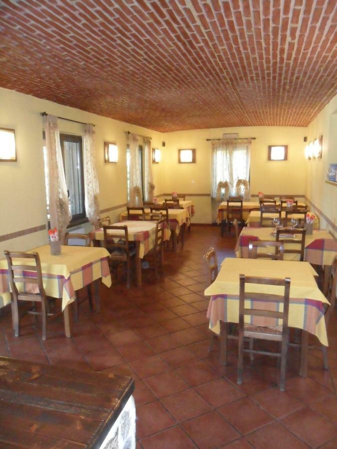 Locanda Contrada Dei Fattori Cairo Montenotte Exterior foto